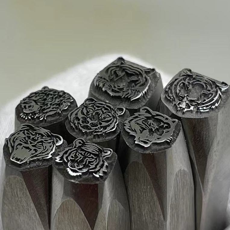 Tigerkopf-Design, Metallstanze – Leatherwork Punching Tool Bewertung und Preis